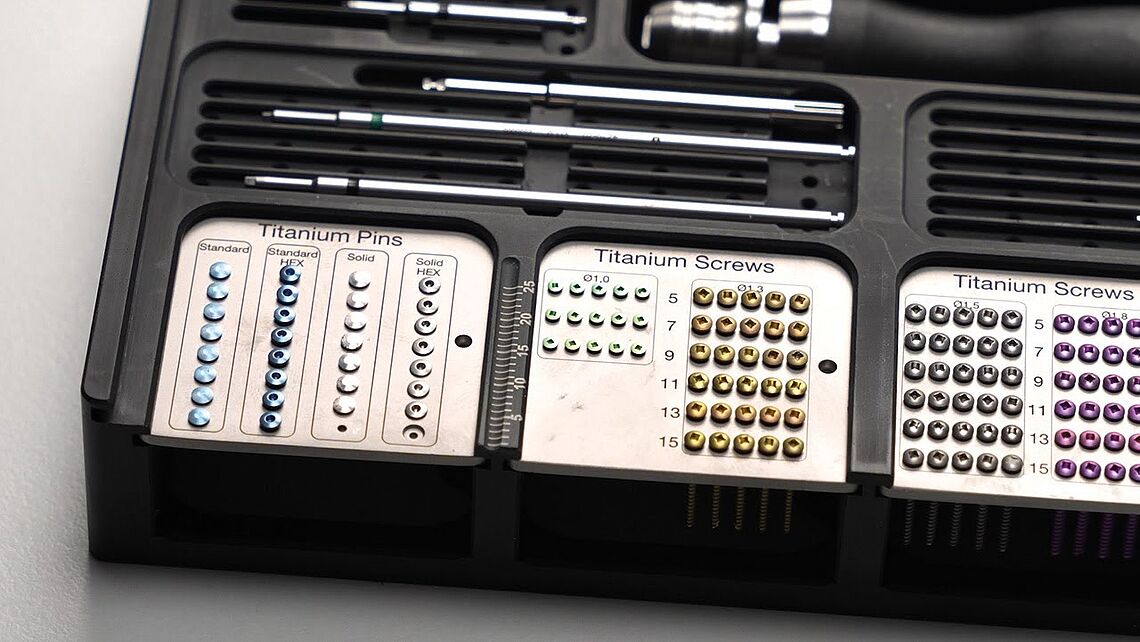 dev-os System – The complete solution for bone fixation and membrane stabilization